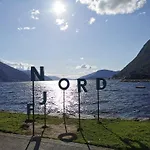 Ferienhaus Unikt Og Romslig Hus Perfekt For Grupper Nordfjordeid
