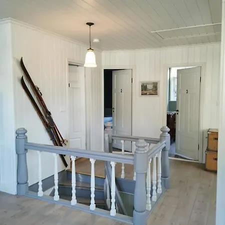 Unikt Og Romslig Hus Perfekt For Grupper Σπίτι διακοπών Nordfjordeid