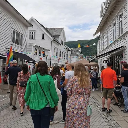 度假居 Unikt Og Romslig Hus Perfekt For Grupper 努尔菲尤尔埃德