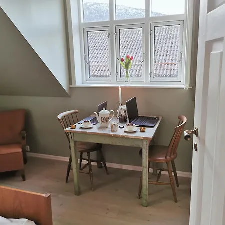 Unikt Og Romslig Hus Perfekt For Grupper