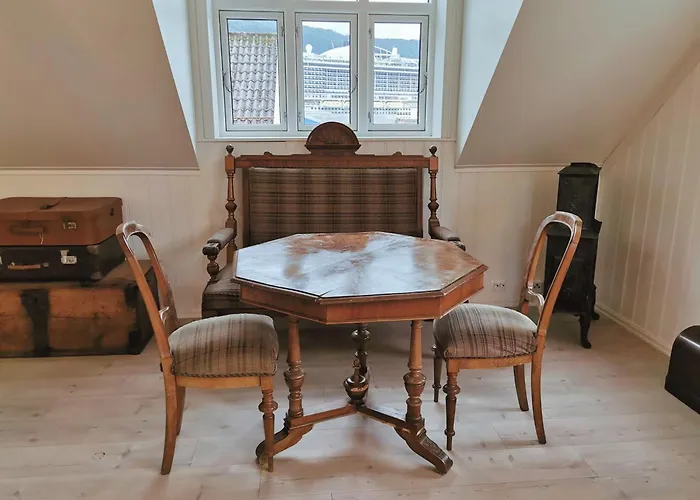 Unikt Og Romslig Hus Perfekt For Grupper * Nordfjordeid