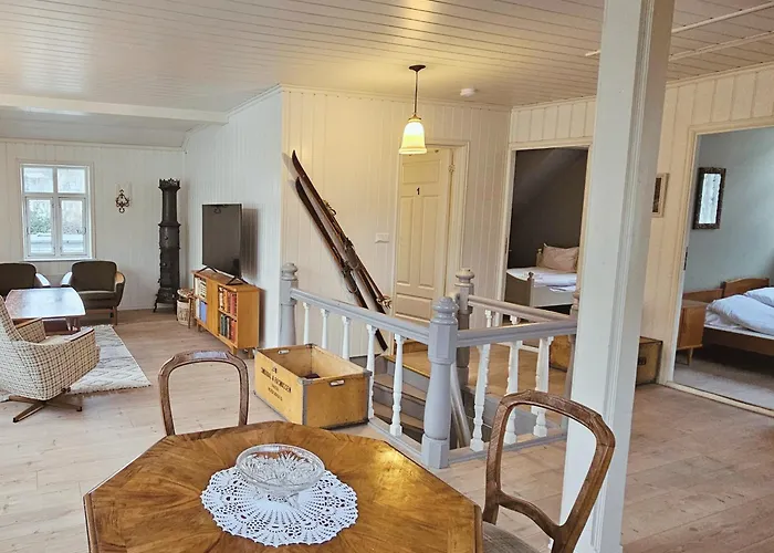 Unikt Og Romslig Hus Perfekt For Grupper *