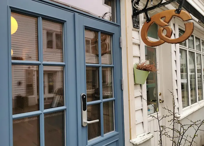 Nyaraló Unikt Og Romslig Hus Perfekt For Grupper Nordfjordeid