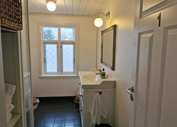 Unikt Og Romslig Hus Perfekt For Grupper