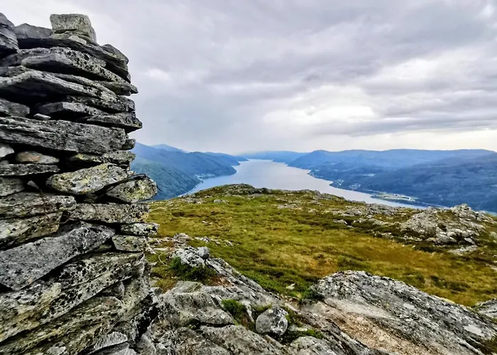 Unikt Og Romslig Hus Perfekt For Grupper * Nordfjordeid